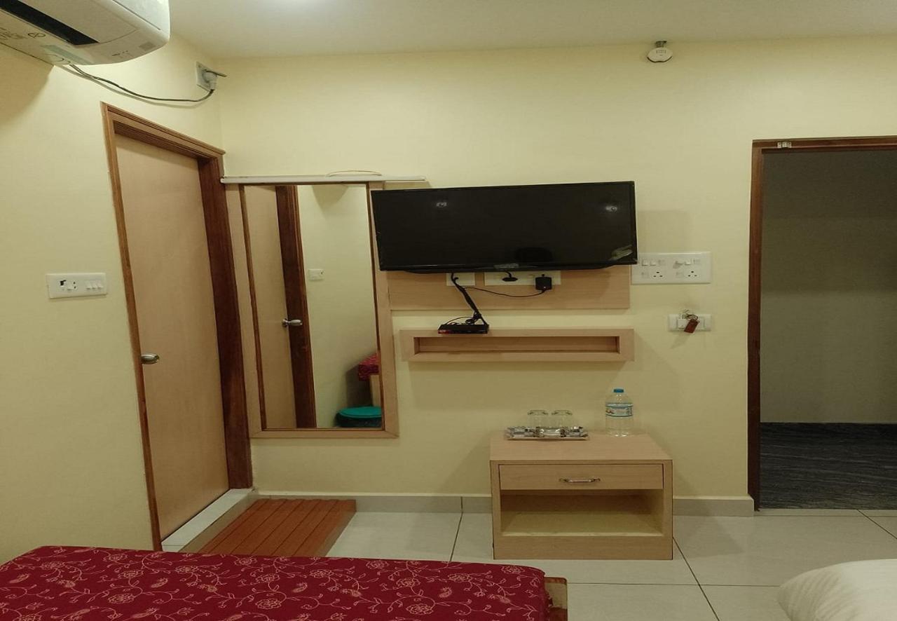 Nadanam Inn Puducherry Eksteriør billede